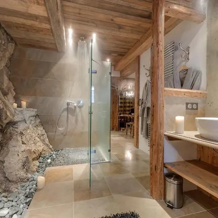 Σαλέ Alpine Majesty: Chalet Retreat *